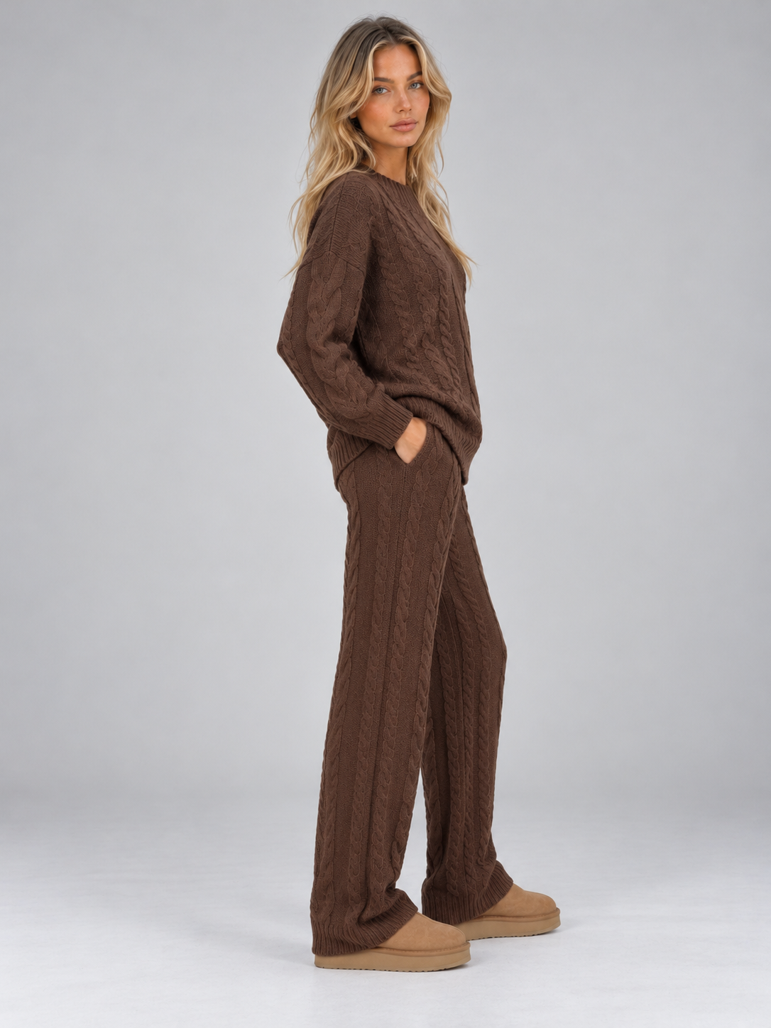 Women’s Cable Knit Two-Piece Set