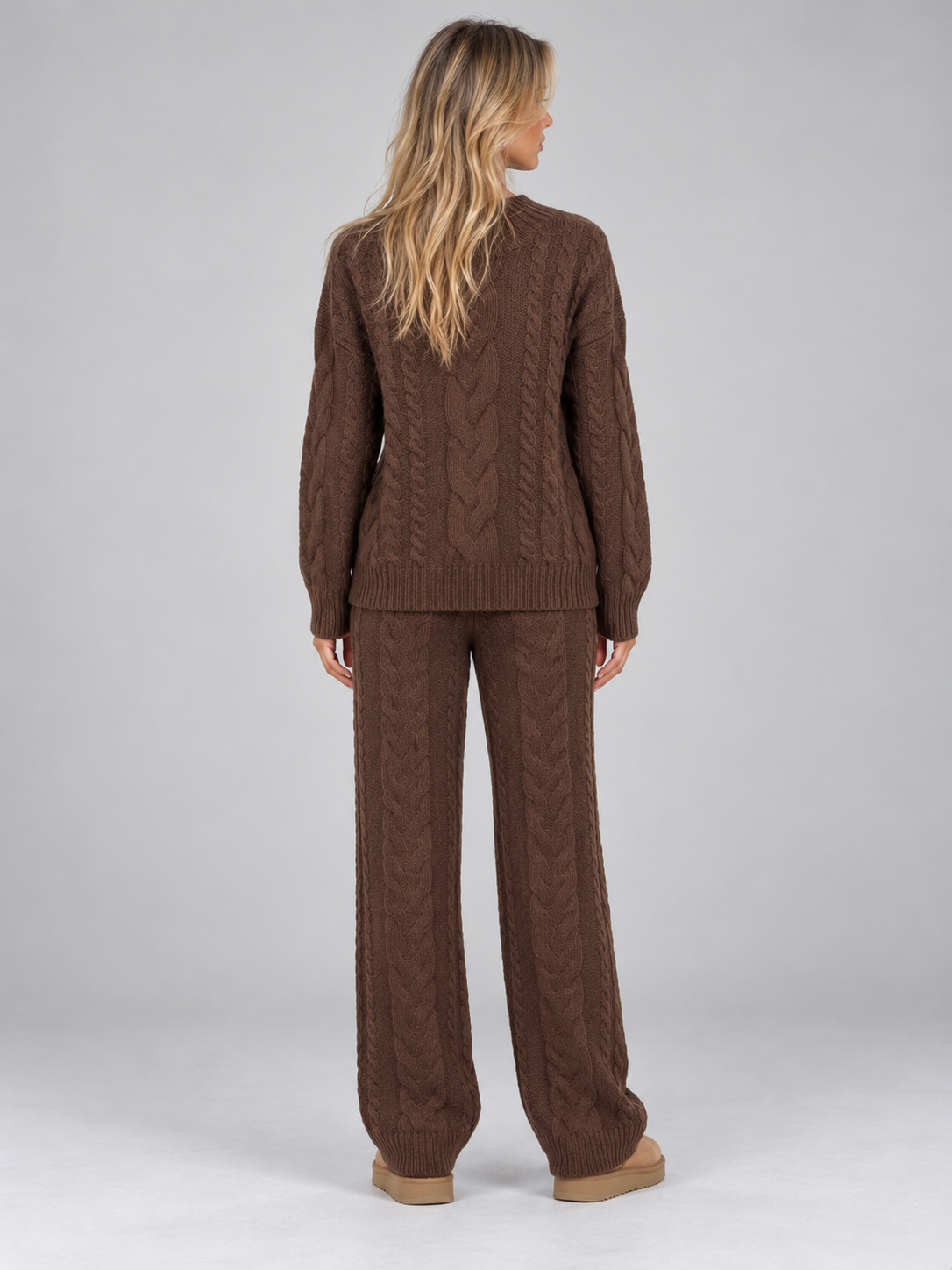 Women’s Cable Knit Two-Piece Set