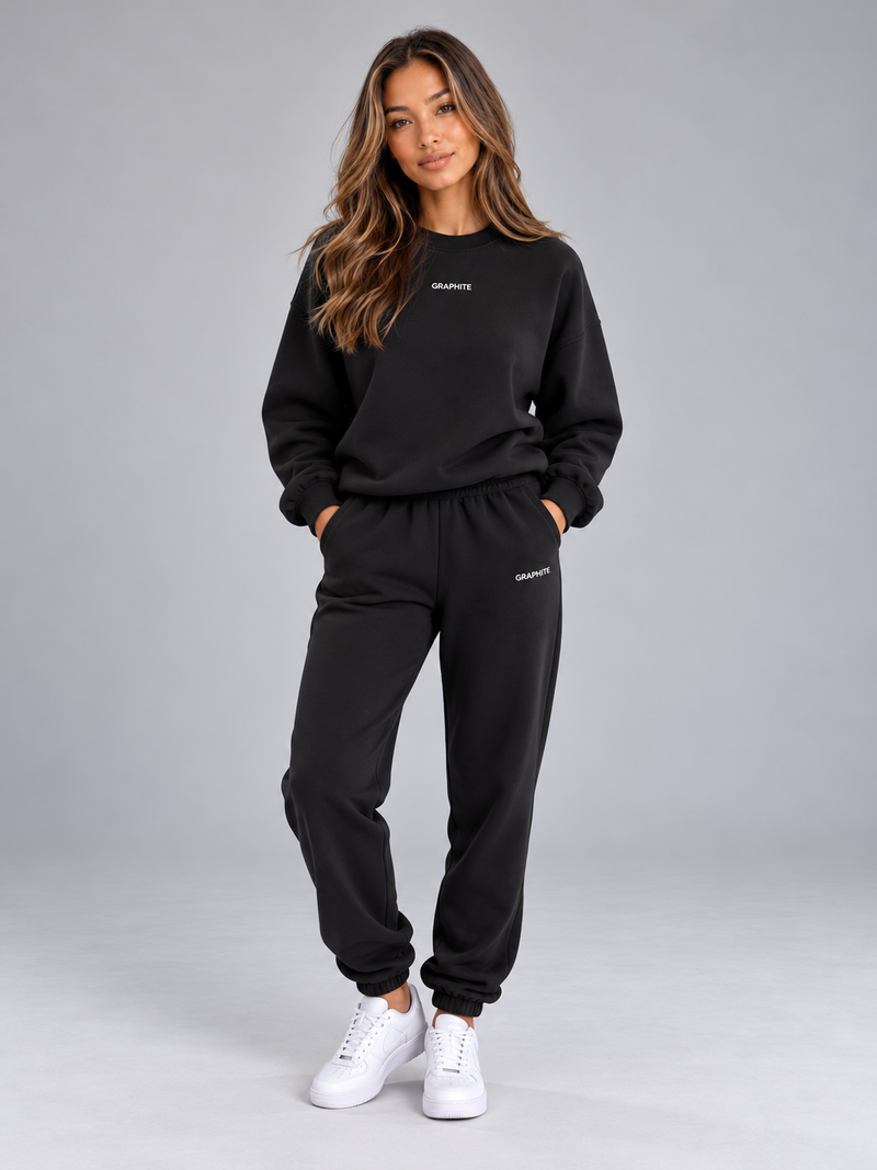 Women’s Oversized Tracksuit Set – Sweatshirt & Cuffed Joggers