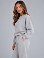 Women’s Oversized Tracksuit Set – Sweatshirt & Cuffed Joggers