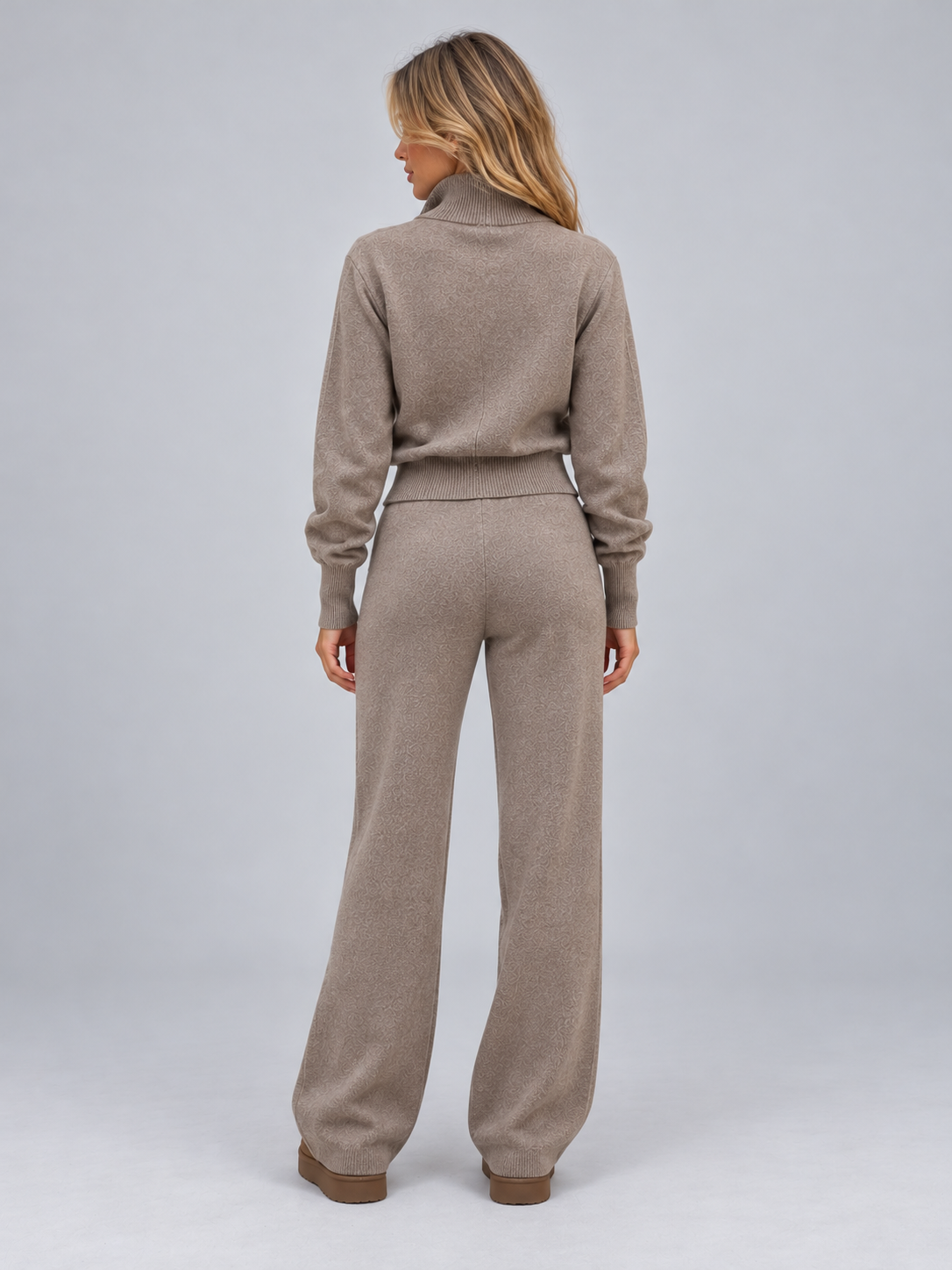 Women’s Knitted Co-ord Set – Zip Up Cardigan & Wide Leg Trousers