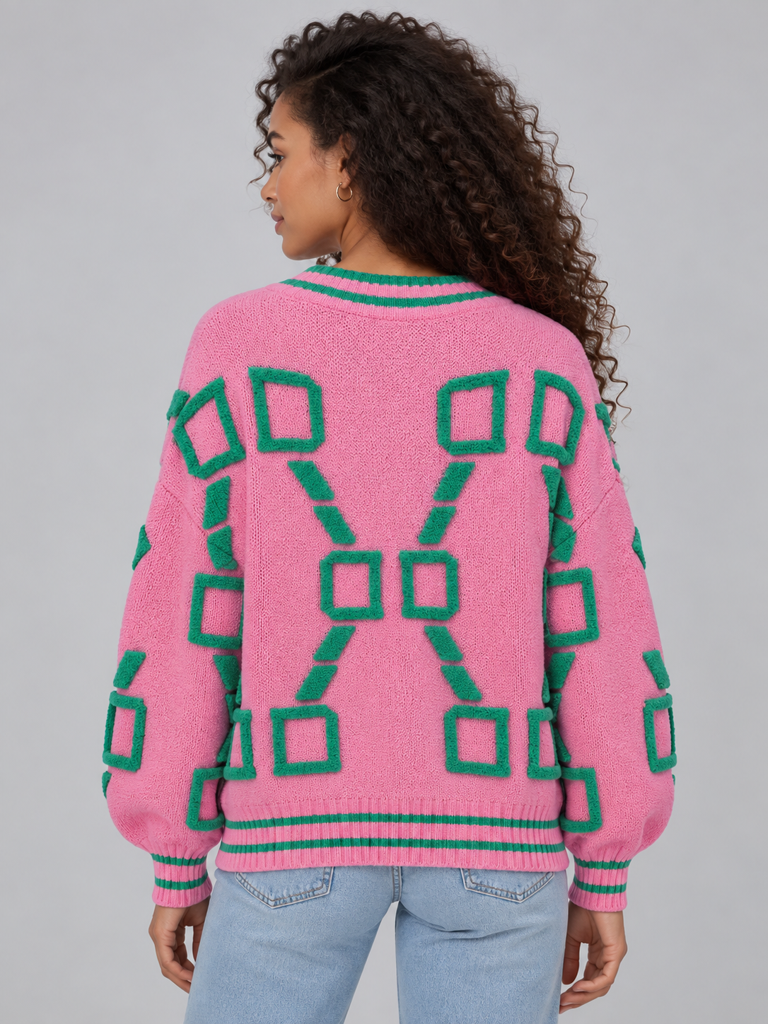 Women’s Geometric Pattern V-Neck Cardigan – Button Front Knitted Jumper