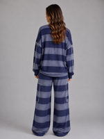 Women’s Oversized Striped Two-Piece Lounge Set – Sweatshirt & Wide Leg Trousers