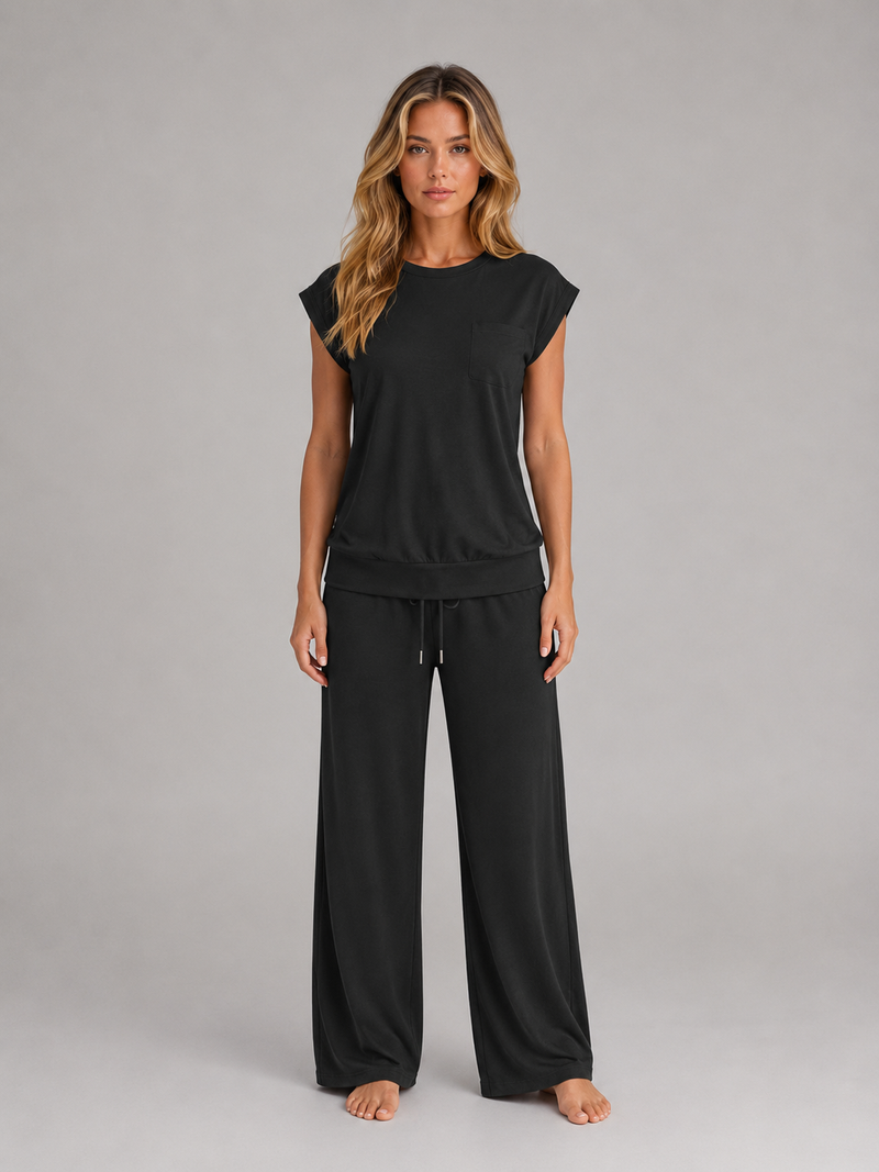 Women's Two-Piece Lounge Set – Relaxed T-Shirt & Wide Leg Trousers Co-Ord