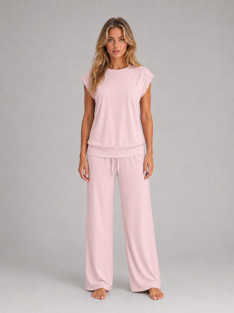 Women's Two-Piece Lounge Set – Relaxed T-Shirt & Wide Leg Trousers Co-Ord