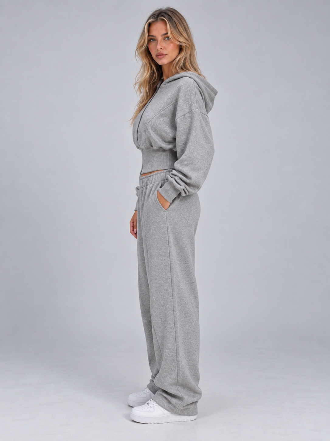 Women’s Two-Piece Tracksuit – Cinched Waist Zip Hoodie & Wide Leg Joggers