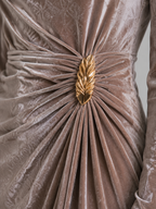 Women’s Velvet Ruched Midi Dress with Gold-Tone Waist Detail – Long Sleeve Style