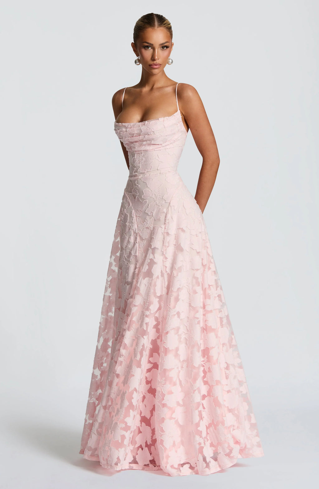 Women’s Floral Maxi Dress – Elegant Silhouette